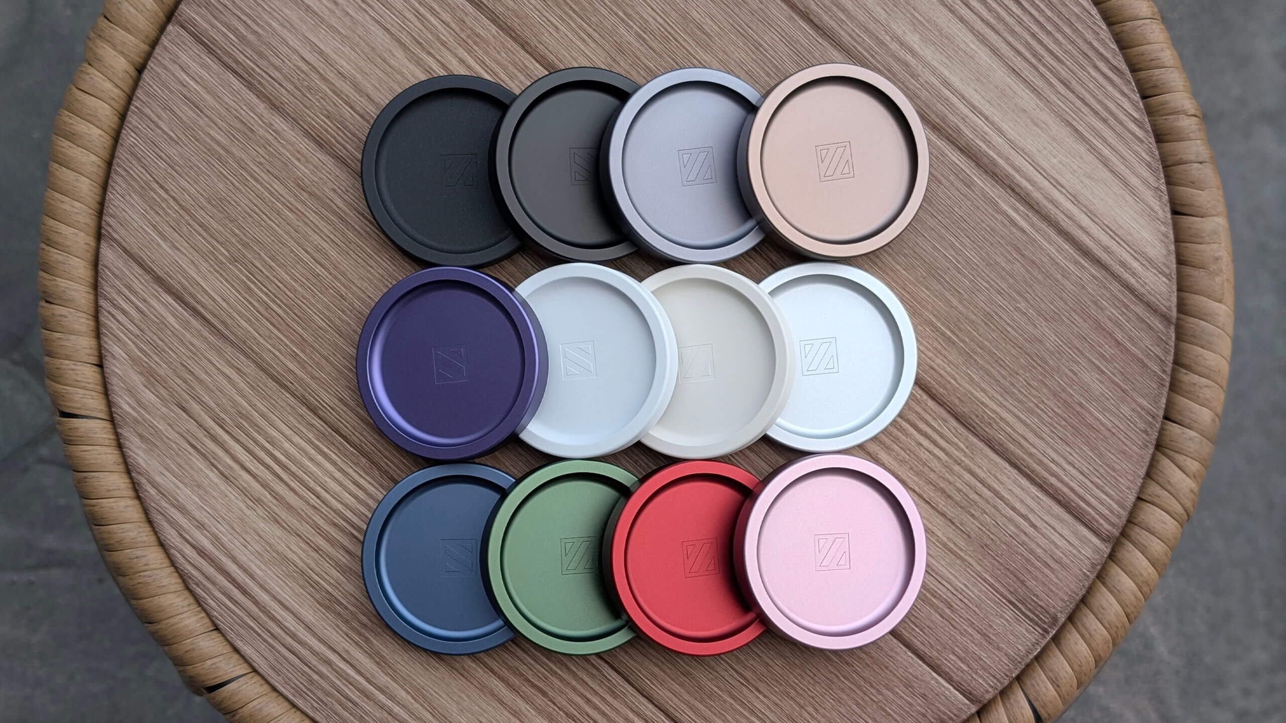 Sam Aluminum Screw Trays