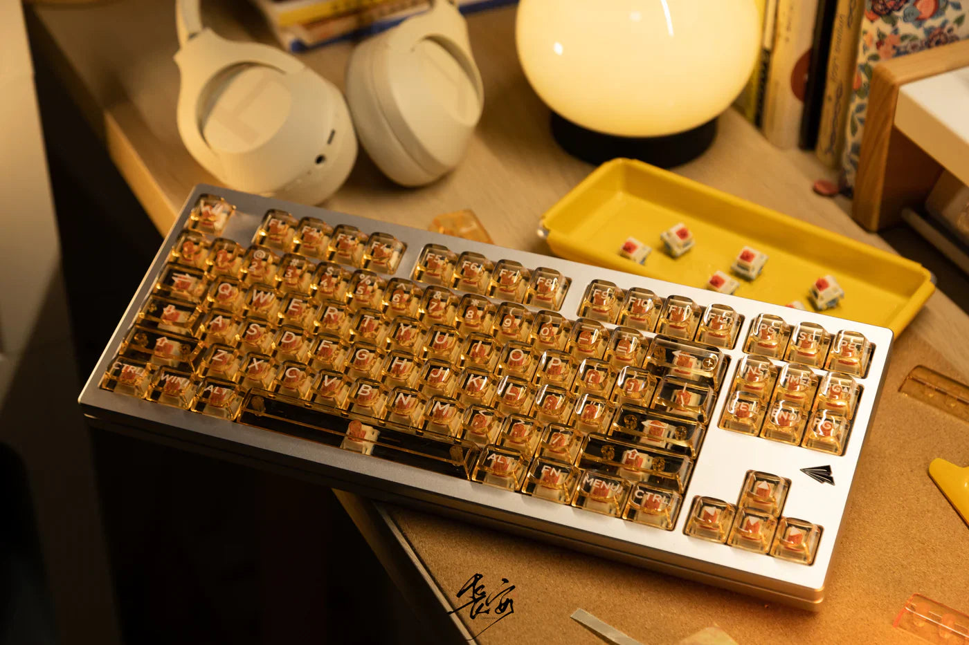 WS Amber - Kiss of the Sun