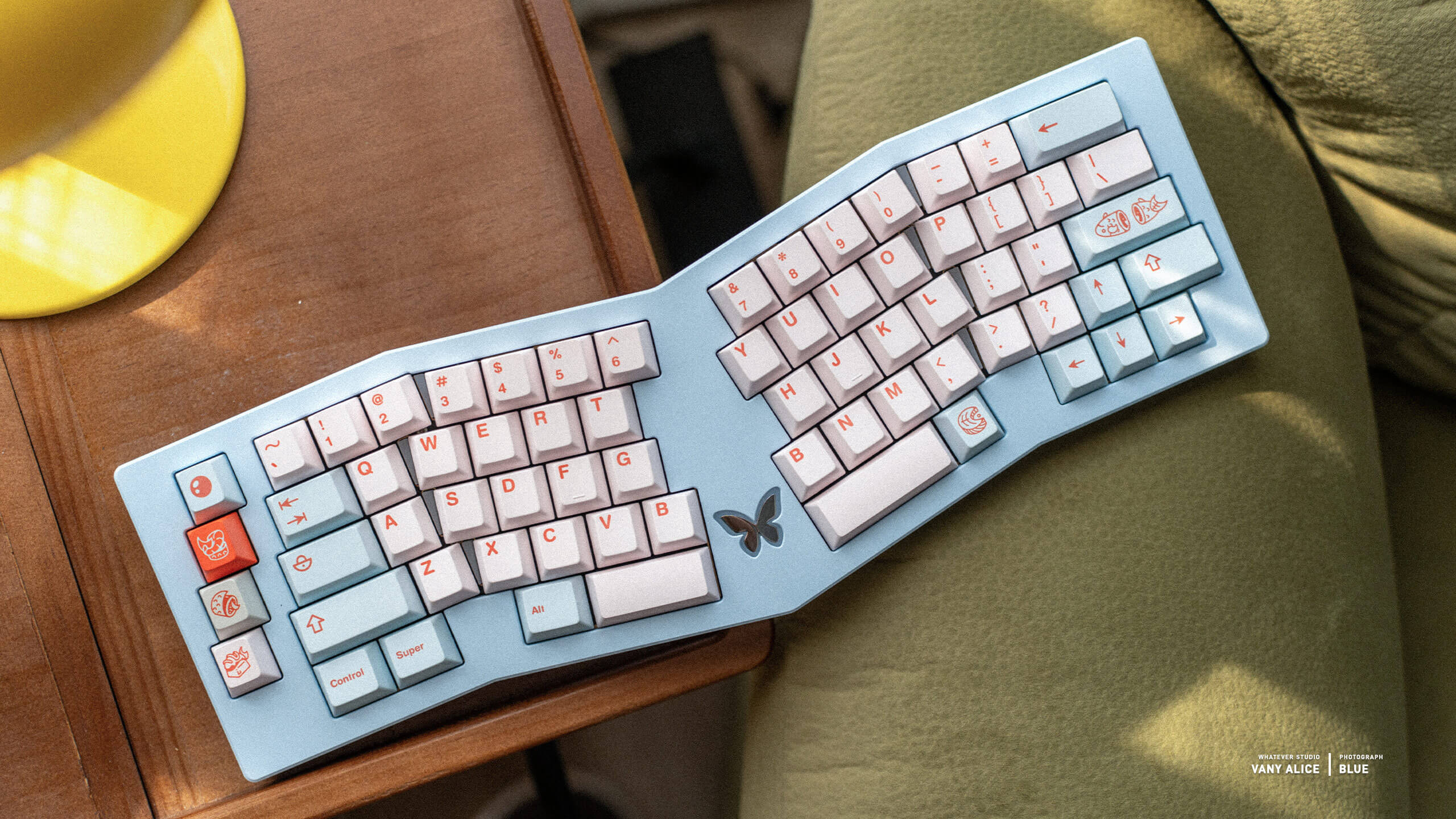 Vany Alice x Whatever Keyboard Kit