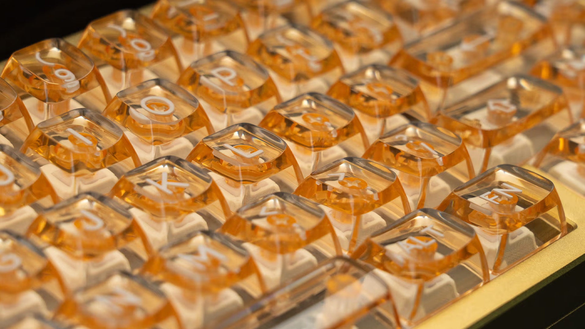 WS Amber - Kiss of the Sun