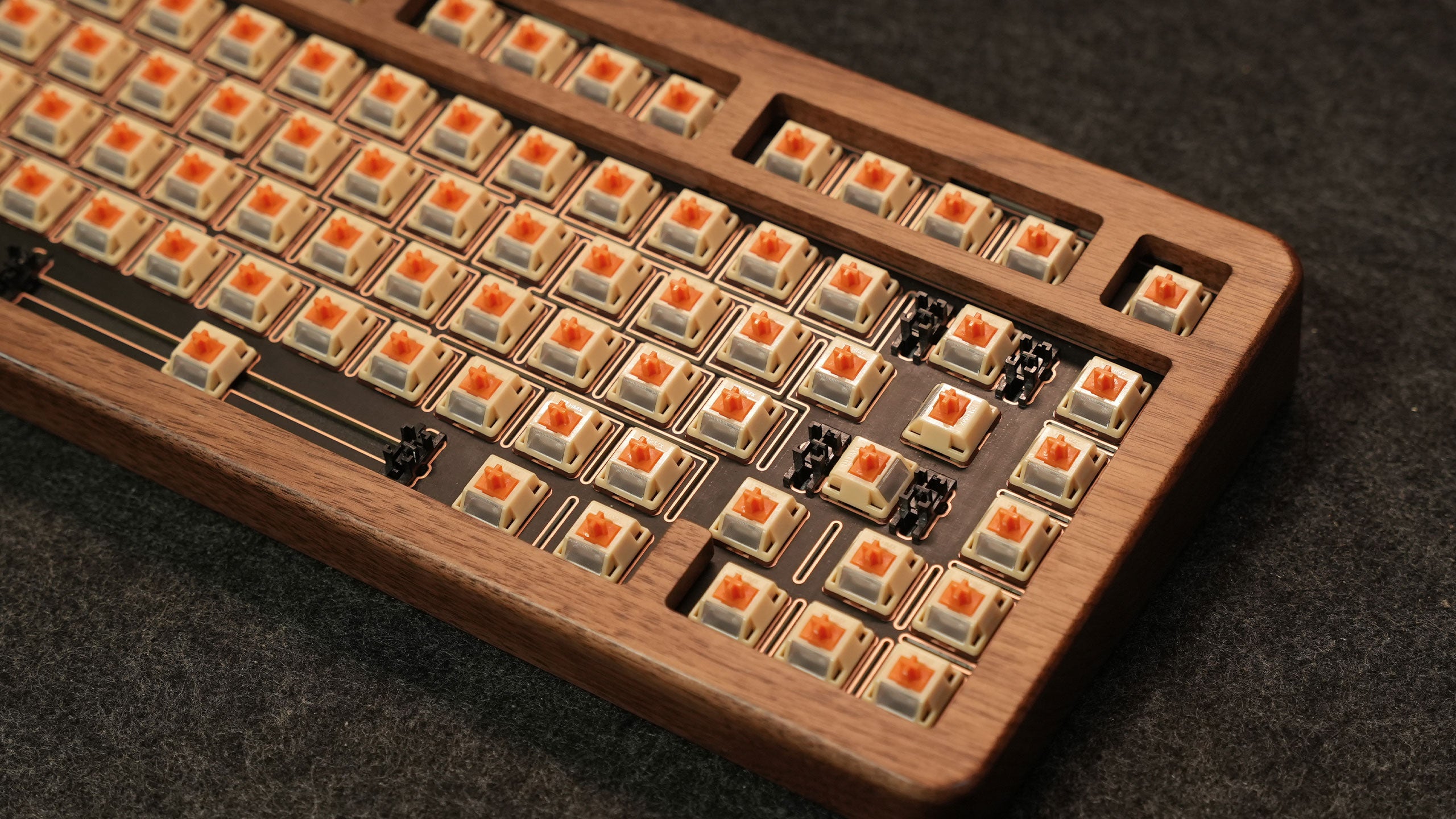 HMX Puppy [Pre-order]