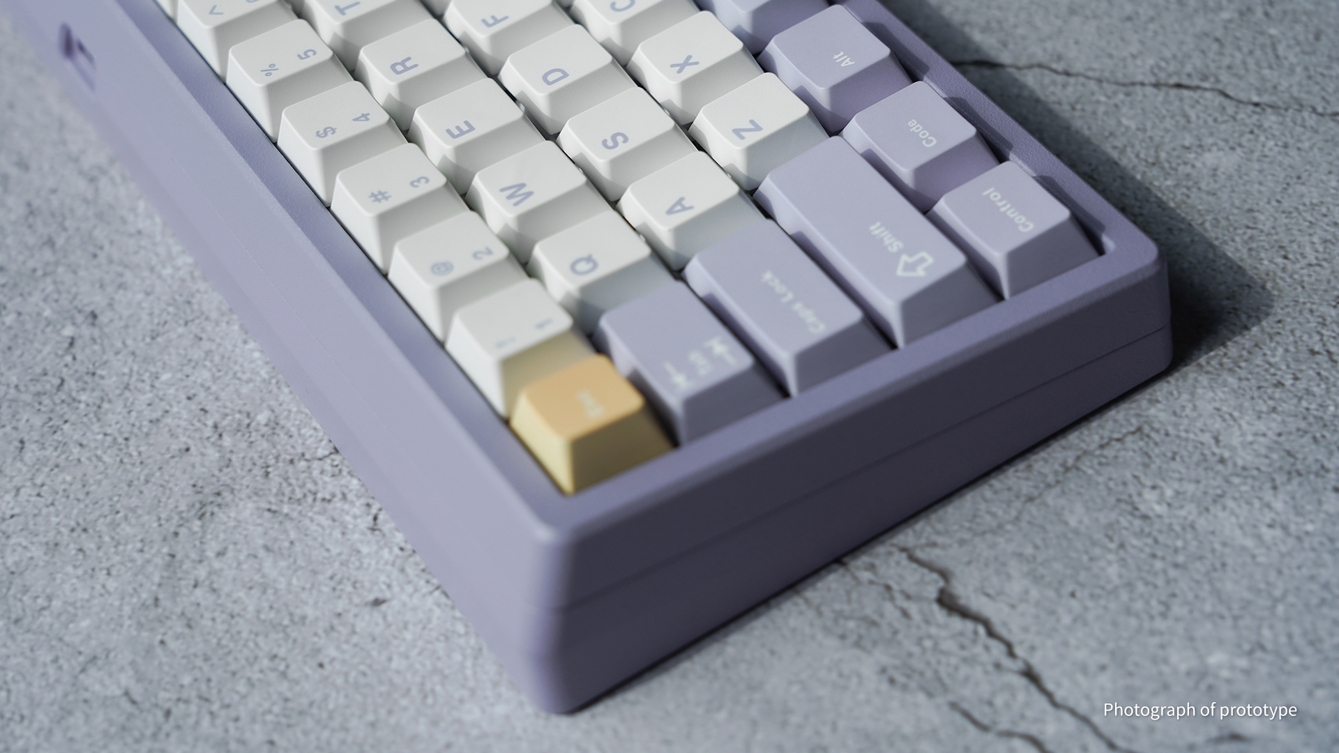 Zoom65: Essential Edition R2 - Air Express [Pre-order]