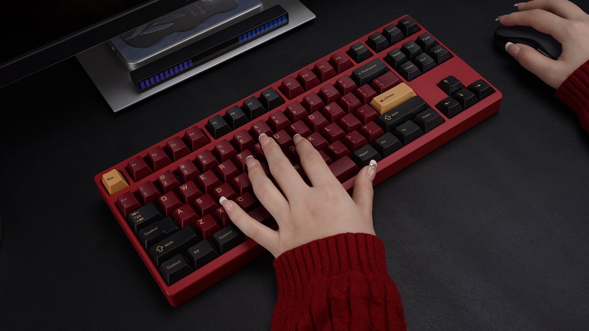 Zoom TKL EE - Scarlet Red [Pre-order]